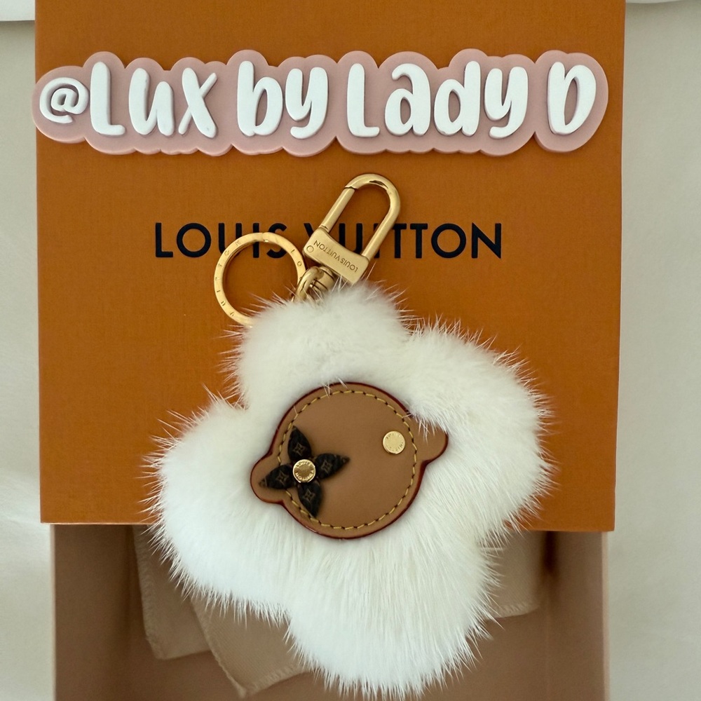 Louis Vuitton White and Brown Fur Key Holder